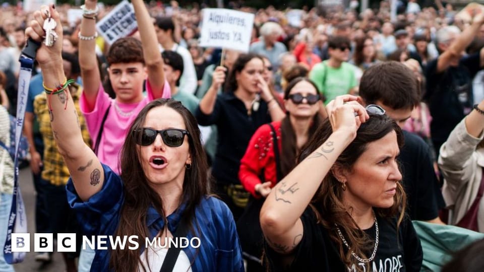 Miles protestan en España por la crisis de la vivienda