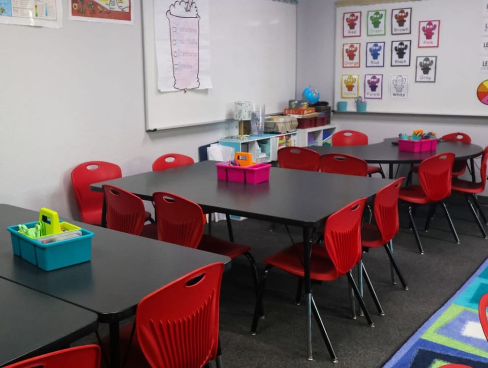 Niño de 12 años teme volver a clase tras amenaza de ICE