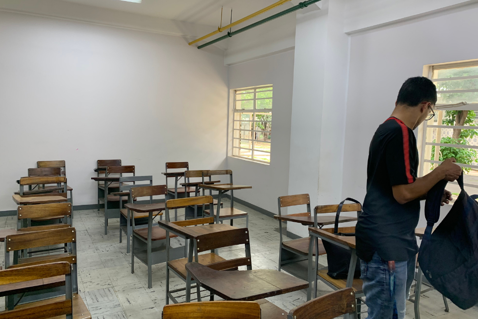 Sanjuán abre debate para una nueva ley universitaria